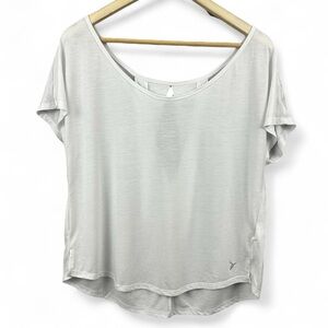 Old Navy Active Go-Dry White Short Sleeve Shirt Size Medium